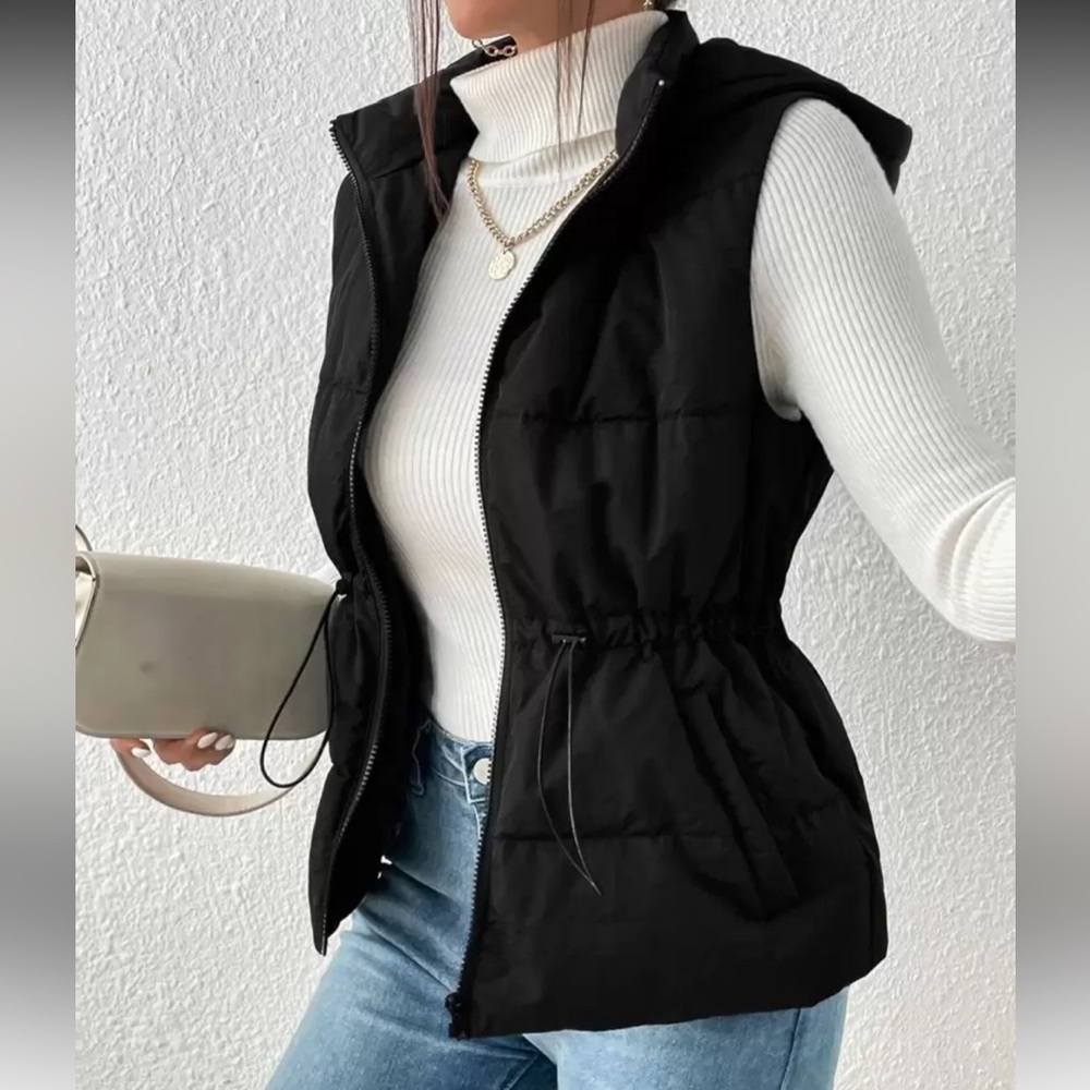 SHEIN Black Puffer Vest for Women